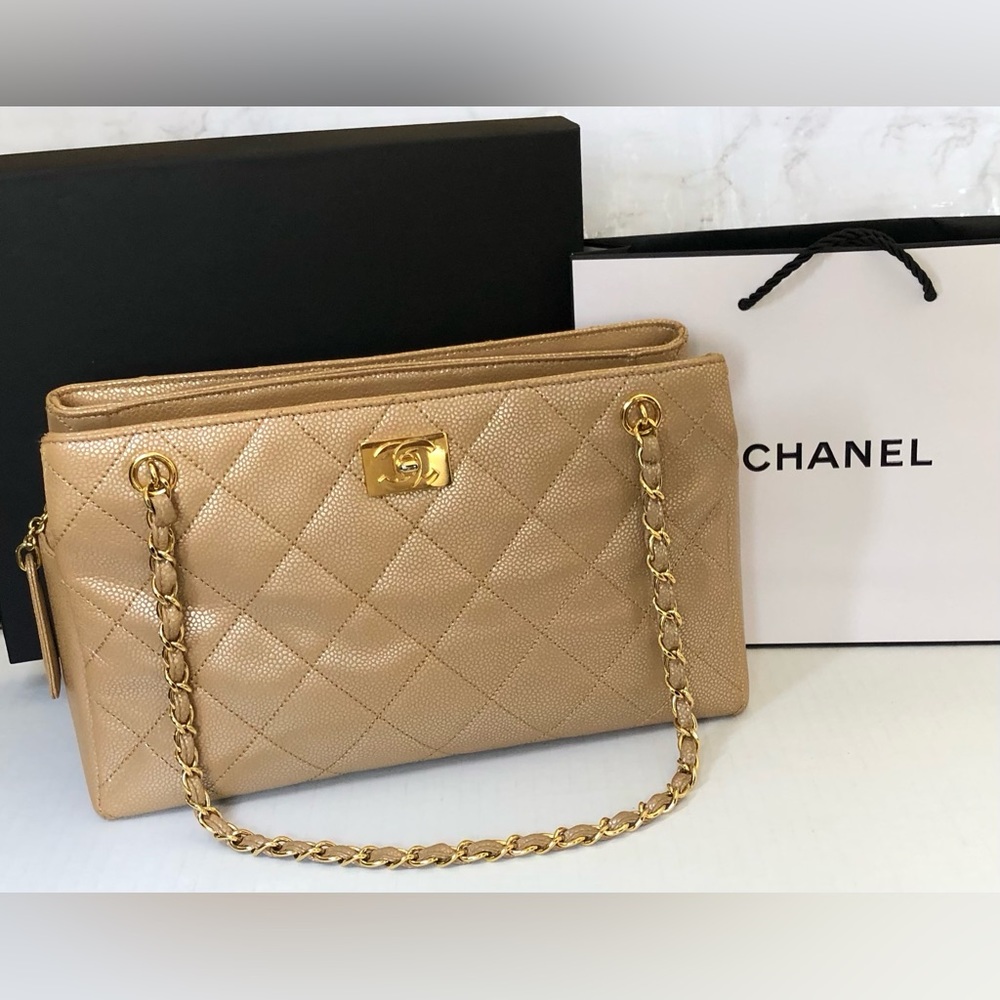 Vintage CHANEL CC Quilted Matelasse Chain Leather Turn Lock Tote Authentic COA